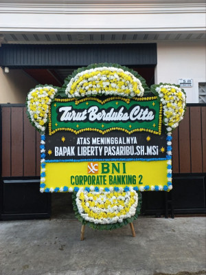 Papan Bunga Duka di Girijaya